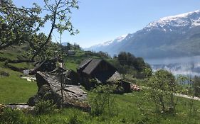 Ander&Tessa`s Apple Farm